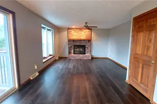 2420 Bonnie Dell Dr, South Park, PA 15129 - Photo 18