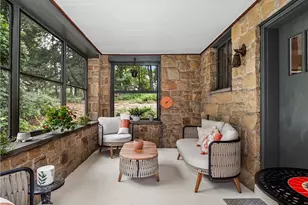 2501 Oakwood Rd, Pittsburgh, PA 15116 - Photo 6