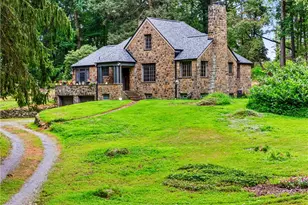 2501 Oakwood Rd, Pittsburgh, PA 15116 - Photo 2