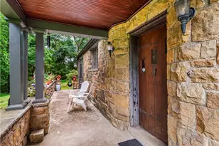 2501 Oakwood Rd, Pittsburgh, PA 15116 - Photo 4