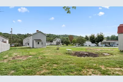 16 S Main St, Mount Pleasant, PA 15361 - Photo 8