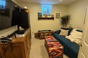 1319 Riverside Dr, Bridgewater, PA 15009 - Photo 14