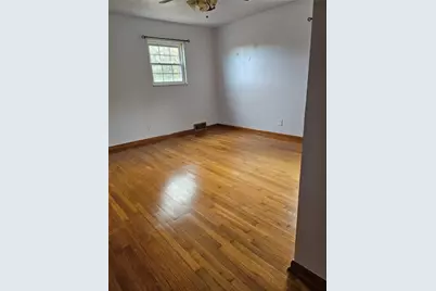 124 Clover Dr, Center Township, PA 15061 - Photo 12