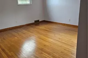 124 Clover Dr, Center Township, PA 15061 - Photo 12