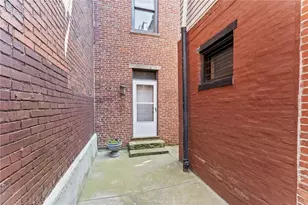 2206 E Carson St, Pittsburgh, PA 15203 - Photo 16