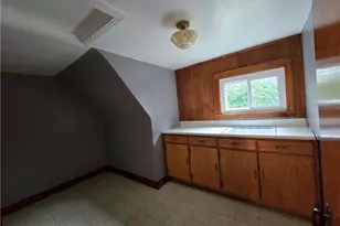 368 Pittsburgh Rd, Penn Township, PA 16002 - Photo 24