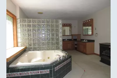 860 Parkview Drive, Westmont Hilltop School District, PA 15905 - Photo 18