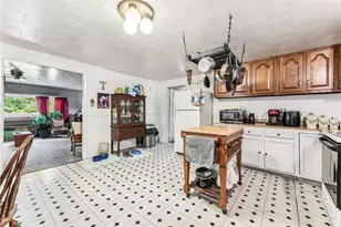 1110 Ross Mountain Park Rd, Fairfeld Township, PA 15944 - Photo 6