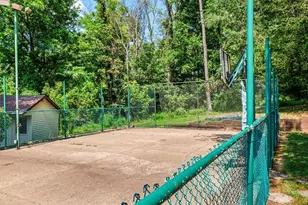 2350 Morrow Rd, Pittsburgh, PA 15241 - Photo 44