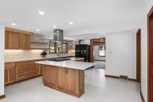 2350 Morrow Rd, Pittsburgh, PA 15241 - Photo 8