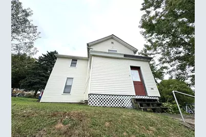 629 Forrest St, New Castle, PA 16101 - Photo 2