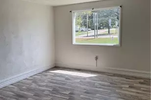 137 Sherman Ave, Vandergrift, PA 15690 - Photo 16