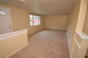 1684 Beryl Dr, Pittsburgh, PA 15227 - Photo 2