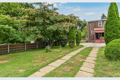 1309 Highwood St, Marshall Shadeland, PA 15212 - Photo 1