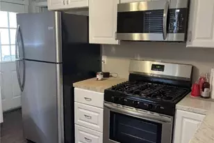 222 Hastings Ave, Oakdale, PA 15071 - Photo 6