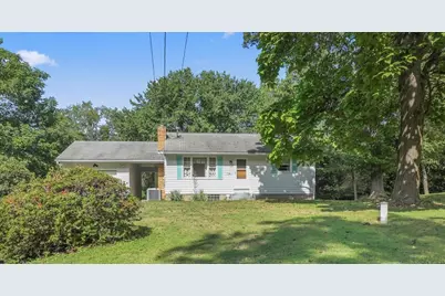 530 Helen St, Rochester, PA 15074 - Photo 1