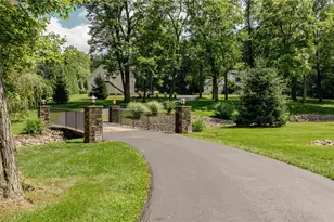 391 Browns Hill Rd, Middlesex Township, PA 16059 - Photo 6