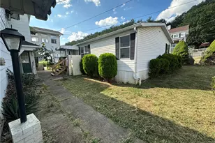 204-206 Cleveland St, Elco, PA 15477 - Photo 6