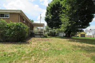 211 10th St, Derry Township, PA 15620 - Photo 4