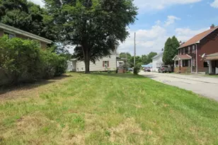 211 10th St, Derry Township, PA 15620 - Photo 2