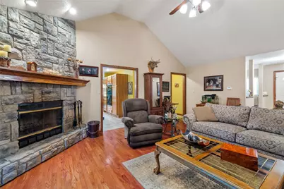 3746 Matthews Road, Mahoning Township, PA 16116 - Photo 2