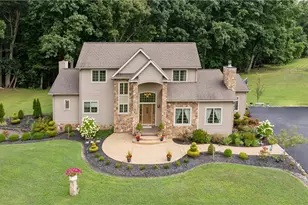 102 Mehard Ave, Greenville Boro, PA 16125 - Photo 2