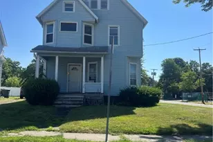 120 Jefferson Ave, Sharon, PA 16146 - Photo 2