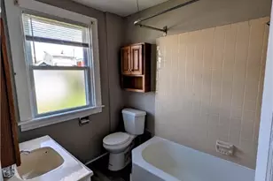 1805 Duquesne Ave, McKeesport, PA 15132 - Photo 12