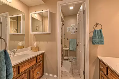 666 Georgetowne Village, White Township, PA 15701 - Photo 26