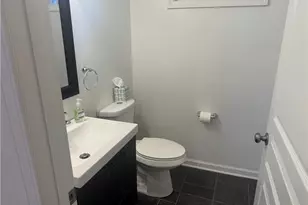 4536 Friendship Ave, Pittsburgh, PA 15224 - Photo 10