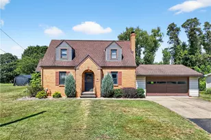 122 Gross Dr, Center Township, PA 15001 - Photo 1