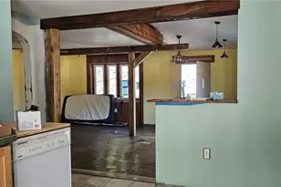 107 High St, Kiskiminetas Township, PA 15618 - Photo 2