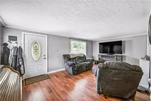 3788 N Hermitage Rd, Pymatuning Township, PA 16154 - Photo 6