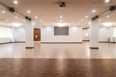 275 Center Rd, Monroeville, PA 15146 - Photo 8