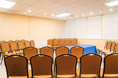 275 Center Rd, Monroeville, PA 15146 - Photo 10