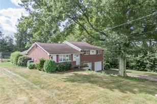 4306 Fostoria Dr, Allegheny Township, PA 15068 - Photo 1