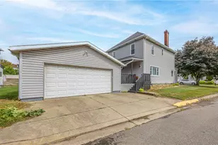 201 Walters Ln, Springdale Boro, PA 15144 - Photo 24