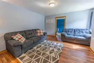 201 Walters Ln, Springdale Boro, PA 15144 - Photo 10
