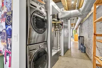 429 1st Ave #3, Downtown Pgh, PA 15219 - Photo 32