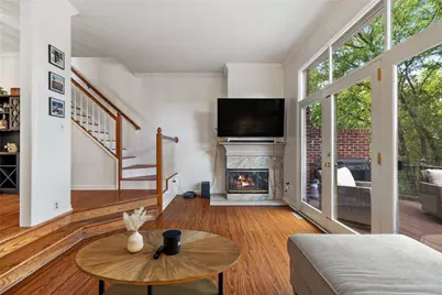 2008 Alden Dr, Scott Township, PA 15220 - Photo 10