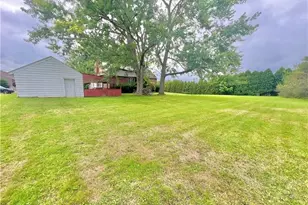 2516 Wilmington Rd, Neshannock Township, PA 16105 - Photo 2