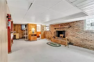 313 Wahl Ave, Evans City, PA 16033 - Photo 38