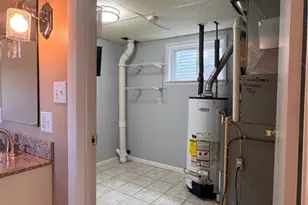 12 Young Ln, Fallowfield, PA 15022 - Photo 8