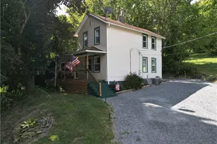 105 Midvale Rd, Big Beaver, PA 16157 - Photo 1