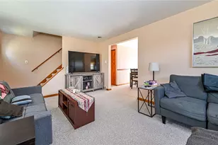 1954 Outlook Dr, Pittsburgh, PA 15147 - Photo 4