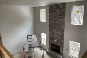 105 Old Indian Trail Rd, Pittsburgh, PA 15238 - Photo 10