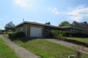 600 Lewis St, Jeannette, PA 15644 - Photo 1