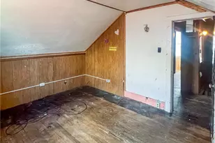 417 Hays Ave, Pittsburgh, PA 15210 - Photo 16