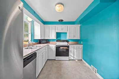 1900 Beechford Avenue, Moon/Crescent Twp, PA 15108 - Photo 2