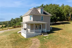 138 Chestnut St, California, PA 15423 - Photo 4